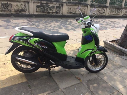 ฟีโน่เกจ์แยกปี56 ลาย sports รถบ้านสภาพดีสวยมาก ขี่นิ่ม เล่มชุดโอนมีครบ   สตาร์ทติดง่าย เดินเบานิ่ง ควันไม่ไหล เฟืองท้ายไม่หอน อย่าเพิ่งเชื่อถ้าท่านยังไม่มาดูรถ มาลองขี่ดูก่อนได้ค่ะ ท่านใดที่กำลังหารถไว้ใช้งาน รีบโทรด่วนเลยค่ะ