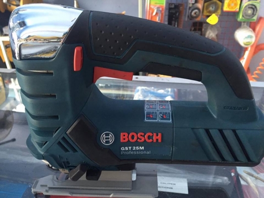 ขายจิ้กซอ BOSCH GST25M (หัวเหล็ก) มือสองสภาพดีครับ