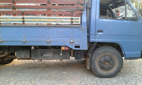 ขาย6ล้ออีซูซุ NPR115 ช่วงล่างFหลังเกียร์สั้นแท้ แชชซีสวยเครื่องดี สภาพพร้อมวิ่งงาน