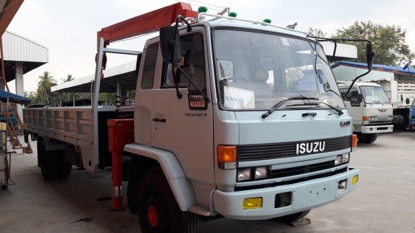 ISUZU FTR11NYK เทรน Tadano 4.5 ตัน 2 ชัก 3 ท่อน เครื่อง 6Bg1-175 แรงม้า กระบะยาว 6.40 ม. กว้าง 2.40 ม. ยางใหม่ 6 เส้น สภาพพร้อมใช้ ทะเบียนพร้อมโอน ISUZU FTR11NYK เทรน Tadano 4.5 ตัน 2 ชัก 3 ท่อน เครื่อง 6Bg1-175 แรงม้า กระบะยาว 6.40 ม. กว้าง 2.40 ม. ยางใหม่ 6 เส้น สภาพพร้อมใช้ ทะเบียนพร้อมโอน