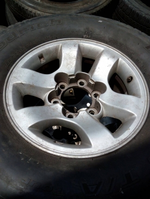 แม๊กพร้อมยาง 255/70R15 BF Goidrich ชุด 4 ล้อ tel.081-427-3941 ไอดีไลน์ 0814273941 แม๊กพร้อมยาง 255/70R15 BF Goidrich ชุด 4 ล้อ tel.081-427-3941 ไอดีไลน์ 0814273941