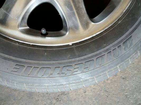 แม็ก BENZ พร้อมยาง BRIDGESTONE 205/60R16 ชุด 4 ล้อ  tel.081-427-3941  ไอดีไลน์  0814273941