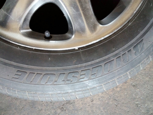 แม็ก BENZ พร้อมยาง BRIDGESTONE 205/60R16 ชุด 4 ล้อ  tel.081-427-3941  ไอดีไลน์  0814273941