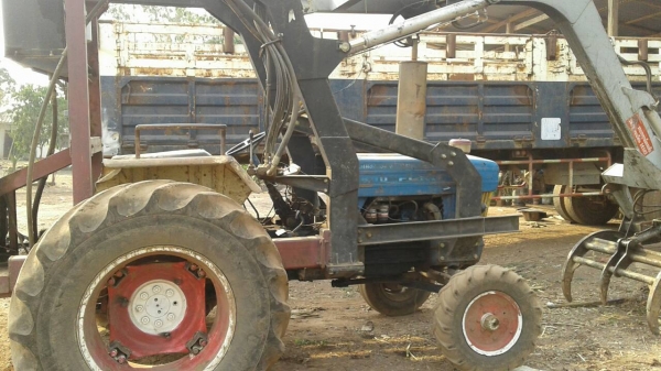 รถคีบอ้อย ราคา 300000