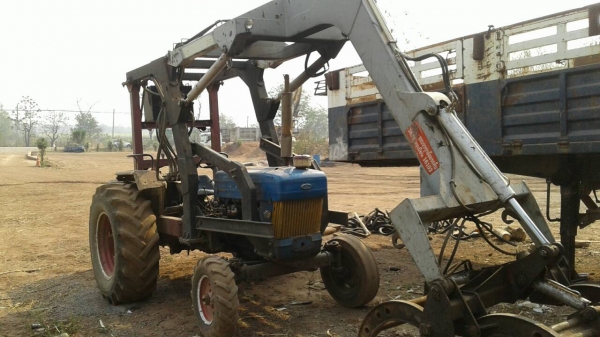 รถคีบอ้อย ราคา 300000