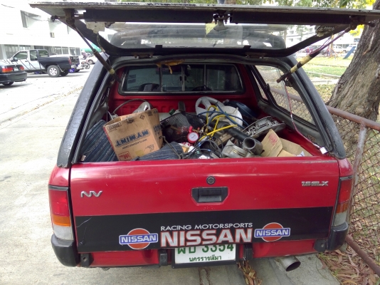 นิสสัน NV ปี95รถขับได้เลย แอร์เย็น แมค15 ราคาไม่แพง 39000