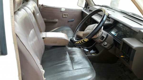 MITSUBISHI L200 ถูกจัด 38,000 บาท เท่านั้น MITSUBISHI L200 ถูกจัด 38,000 บาท เท่านั้น