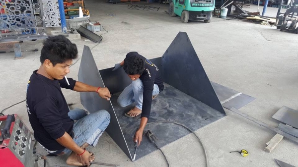 แหล่งรวมรถโฟลค์ลิฟท์งาเทฮิ้งค์ฟอร์คภาคตะวันออกสำหรับตักก้อนยางพาราขี้ยางและยางถ้วยเราส่งฟรีทั่วประเทศ แหล่งรวมรถโฟลค์ลิฟท์งาเทฮิ้งค์ฟอร์คภาคตะวันออกสำหรับตักก้อนยางพาราขี้ยางและยางถ้วยเราส่งฟรีทั่วประเทศ