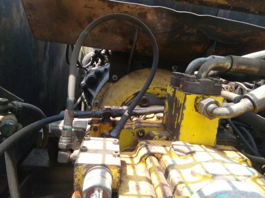 ขายรถแบคโฮ KOBELCO SK220-/// เอกสารเล่มทะเบียน ราคา 600000 ขายรถแบคโฮ KOBELCO SK220-/// เอกสารเล่มทะเบียน ราคา 600000