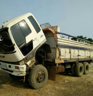 สิบล้อ ฮีโน่ KT 725 HO7C180โบว ดัม 2เพา สภาพดีพร้อมใช้งาน เอกสารแจ้งเข้าเล่มเรียบร้อย ทะเบียนพร้อมโอน