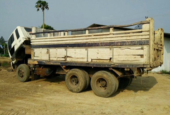 สิบล้อ ฮีโน่ KT 725 HO7C180โบว ดัม 2เพา สภาพดีพร้อมใช้งาน เอกสารแจ้งเข้าเล่มเรียบร้อย ทะเบียนพร้อมโอน