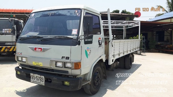 ขายด่วน รถบรรทุก 6 ล้อ HINO ซุปเปอร์เสี่ย  รถห้างแท้  120 แรง ยาว 5 M  สภาพเดิมๆ สวยพร้อมใช้ ราคาสุดคุ้ม