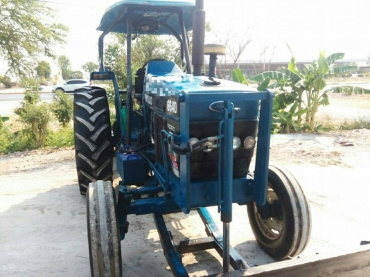 ขายรถไถฟร์อด 6640 1เพลา เล่มทะเบียนผาน3ผาน7ใบดันหน้า ยางดี สภาพสวยพร้อมใช้งานเครื่องเดิมปั๊มแห้ง พร้อมทำงาน