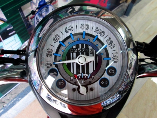 scoopy i ตัวท๊อป สีดำด้าน เข้มดุ ลายใหม่ล่าสุดโฉมปัจจุบัญ ล้อแมกซ์ คอมบายเบลก ตัวท๊อปสุด  แถม 4 รายการ 39900