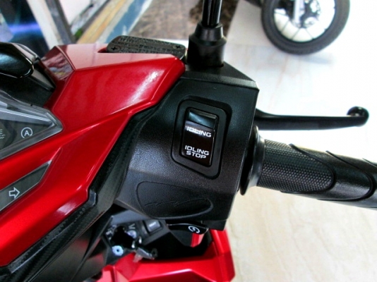 ( ฟรีดาวน์ ) all new  click 125 i ไฟหน้า LED ตัวท็อป สีแดง โฉมใหม่ ลายใหม่ล่าสุด 2016 ไมล์ 1090 โล 48900