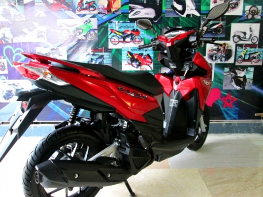 ( ฟรีดาวน์ ) all new  click 125 i ไฟหน้า LED ตัวท็อป สีแดง โฉมใหม่ ลายใหม่ล่าสุด 2016 ไมล์ 1090 โล 48900