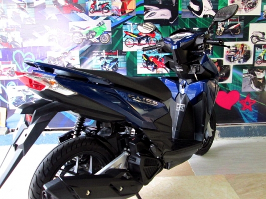 ( ฟรีดาวน์ ) all new  click 125 i ไฟหน้า LED ตัวท็อป สีน้ำเงิน โฉมใหม่ ลายใหม่ล่าสุด 2016 ไมล์น้อย 270 กม.สภาพน้องๆป้ายแดง 48900