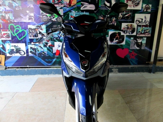 ( ฟรีดาวน์ ) all new  click 125 i ไฟหน้า LED ตัวท็อป สีน้ำเงิน โฉมใหม่ ลายใหม่ล่าสุด 2016 ไมล์น้อย 270 กม.สภาพน้องๆป้ายแดง 48900