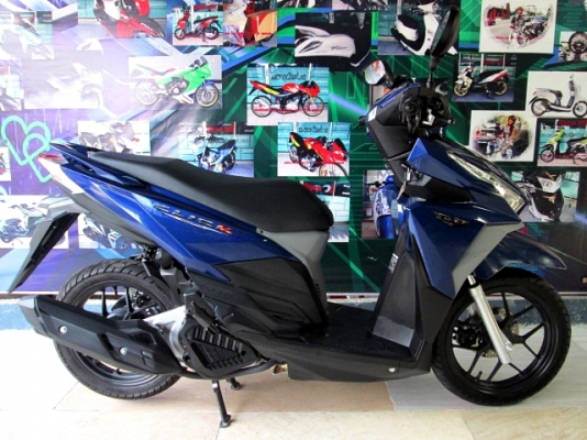 ( ฟรีดาวน์ ) all new  click 125 i ไฟหน้า LED ตัวท็อป สีน้ำเงิน โฉมใหม่ ลายใหม่ล่าสุด 2016 ไมล์น้อย 270 กม.สภาพน้องๆป้ายแดง 48900