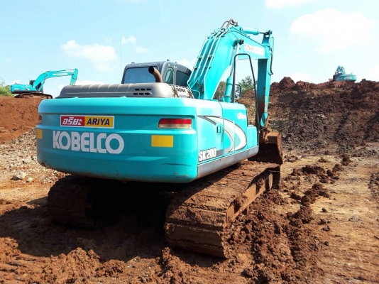 ขาย!! >>> Kobelco Sk200 Mark8 Yn11 <<< รถสวยพร้อมใช้งาน ราคา 1,890,000 บาท ต่อรองนิดหน่อย