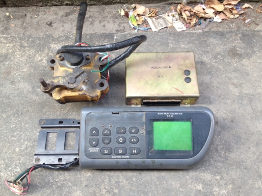 ขายชุดไฟฟ้า รถแมคโค โกเบโก้ sk-120-5 และ sk-200-5 ของเก่านอก ถอดจากตัวรถ  สินค้ารับประกัน มีเครื่องเช็ค เช็คให้ครับ