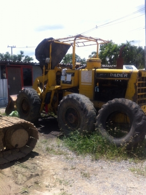 ต้องการขายรถตักราคาถูก 285000฿