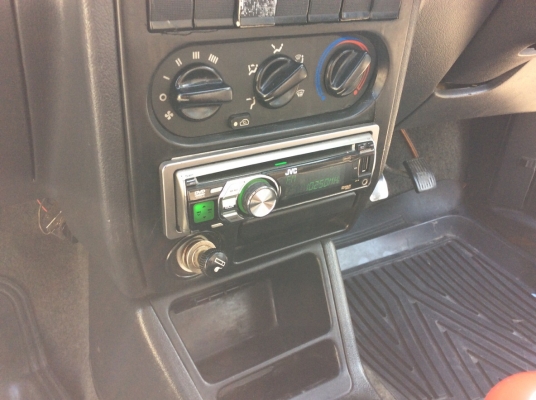 ขายรถ ฮุนได เอ็กเซล ปี96 เครื่องหัวฉีด 1.5 เกียร์ธรรมดา เพาเวอร์ กระจกไฟฟ้า ภายในสวยเดิมๆแอร์วิทยุCD/JVC ตัวถังเดิมๆไม่มีชนสีเต็มมีริ้วรอยบ้าง แม็กขอบ 15" ยางดี รถขับดีครับ พร้อมใช้งานขับกลับได้เลยครับ ขายถูก