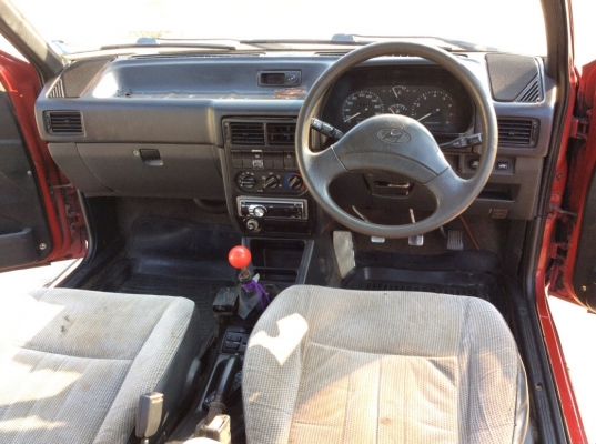 ขายรถ ฮุนได เอ็กเซล ปี96 เครื่องหัวฉีด 1.5 เกียร์ธรรมดา เพาเวอร์ กระจกไฟฟ้า ภายในสวยเดิมๆแอร์วิทยุCD/JVC ตัวถังเดิมๆไม่มีชนสีเต็มมีริ้วรอยบ้าง แม็กขอบ 15" ยางดี รถขับดีครับ พร้อมใช้งานขับกลับได้เลยครับ ขายถูก