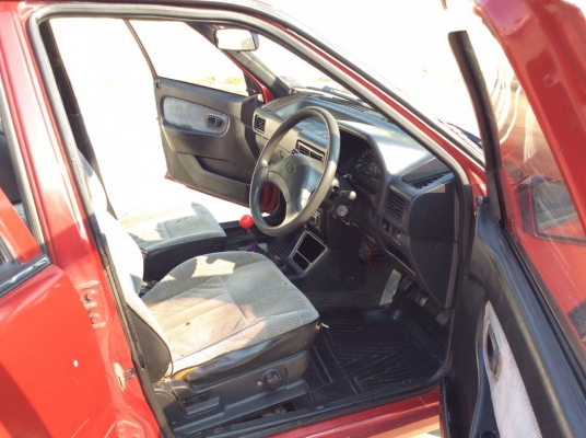 ขายรถ ฮุนได เอ็กเซล ปี96 เครื่องหัวฉีด 1.5 เกียร์ธรรมดา เพาเวอร์ กระจกไฟฟ้า ภายในสวยเดิมๆแอร์วิทยุCD/JVC ตัวถังเดิมๆไม่มีชนสีเต็มมีริ้วรอยบ้าง แม็กขอบ 15" ยางดี รถขับดีครับ พร้อมใช้งานขับกลับได้เลยครับ ขายถูก