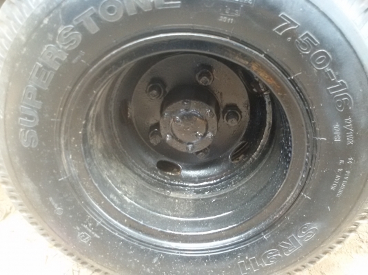 ISUZU NKR110 แรงม้า ปี38 (สัางลุยน้อย) เกียร์สั้น ดั้มหัวได้ รถห้างแท้(มีคอกคับ) เครื่องแน่นๆ แห้ง แรงดี (รถวิ่งใช้งานประจำ ระยะไกลสบายๆ) ยางดีๆ6 เส้น ยาง70-80\% แซสซีสวยๆ เยี่ยมๆ ไม่ผุไม่ดาม พื้นกระบะปูเหล็กหนาๆ พร้อมใช้งานได้เลย พร้อมโอนทั่วไทย ISUZU NKR110 แรงม้า ปี38 (สัางลุยน้อย) เกียร์สั้น ดั้มหัวได้ รถห้างแท้(มีคอกคับ) เครื่องแน่นๆ แห้ง แรงดี (รถวิ่งใช้งานประจำ ระยะไกลสบายๆ) ยางดีๆ6 เส้น ยาง70-80\% แซสซีสวยๆ เยี่ยมๆ ไม่ผุไม่ดาม พื้นกระบะปูเหล็กหนาๆ พร้อมใช้งานได้เลย พร้อมโอนทั่วไทย