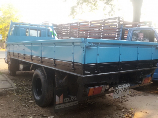 ISUZU NKR110 แรงม้า ปี38 (สัางลุยน้อย) เกียร์สั้น ดั้มหัวได้ รถห้างแท้(มีคอกคับ) เครื่องแน่นๆ แห้ง แรงดี (รถวิ่งใช้งานประจำ ระยะไกลสบายๆ) ยางดีๆ6 เส้น ยาง70-80\% แซสซีสวยๆ เยี่ยมๆ ไม่ผุไม่ดาม พื้นกระบะปูเหล็กหนาๆ พร้อมใช้งานได้เลย พร้อมโอนทั่วไทย ISUZU NKR110 แรงม้า ปี38 (สัางลุยน้อย) เกียร์สั้น ดั้มหัวได้ รถห้างแท้(มีคอกคับ) เครื่องแน่นๆ แห้ง แรงดี (รถวิ่งใช้งานประจำ ระยะไกลสบายๆ) ยางดีๆ6 เส้น ยาง70-80\% แซสซีสวยๆ เยี่ยมๆ ไม่ผุไม่ดาม พื้นกระบะปูเหล็กหนาๆ พร้อมใช้งานได้เลย พร้อมโอนทั่วไทย