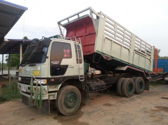 ขายรถดั้ม2เพลา HINO FM3M เครื่อง240แรง พาวเวอร์ ทิฟฟี่ สโลเดิม ภายในสวย แอร์เย็นฉ่ำ มีลำโพงลากพ่วง ยางใหม่สภาพดี เอกสารพร้อมโอน สนใจโทร 090-8588220คุณนะ 093-3258446คุณบิว หรือเข้าดูสินค้าอื่นๆได้ที่ www.truck.in.th/498 หรือเพจFacebook ณรงค์ ซื้อขายรถมือสอ
