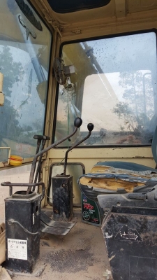 ขายรถขุดแบ็ค komatsu120-3 ช่วงล่างดีเอวแน่น บูมสวยเดิม สภาพใช้งานได้ปกติ ภายในเดิม ฝาครอบหลังครบ ขายรถขุดแบ็ค komatsu120-3 ช่วงล่างดีเอวแน่น บูมสวยเดิม สภาพใช้งานได้ปกติ ภายในเดิม ฝาครอบหลังครบ