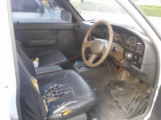 ขายไม้ตี้X CAB ปี94 เครื่อง2JZ เพิ่งวางมีอินวอยไห้ สองระบบแก๊สไต้ท้อง แซทซีสวย เล่มพร้อมภาษี60 เอาไปทำมาหากินสบาย 53,000 บาท (ขายตามสภาพ)