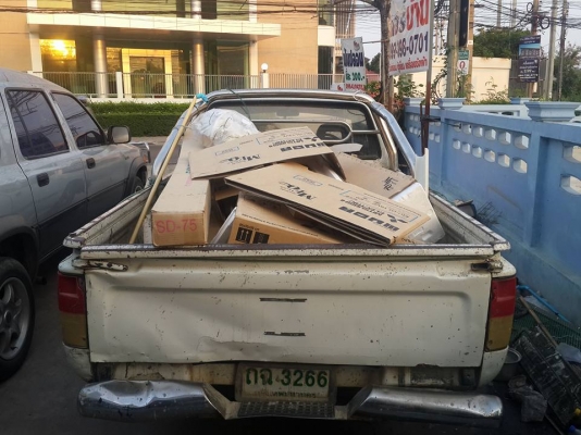 ขายไม้ตี้X CAB ปี94 เครื่อง2JZ เพิ่งวางมีอินวอยไห้ สองระบบแก๊สไต้ท้อง แซทซีสวย เล่มพร้อมภาษี60 เอาไปทำมาหากินสบาย 53,000 บาท (ขายตามสภาพ)