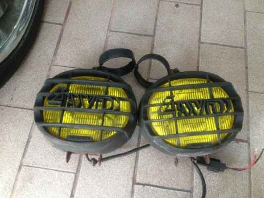 ไฟตัดหมอกอ๊อฟโรด MITSUBISHI เก่าญี่ปุ่นเเท้สภาพดีคู่ละ