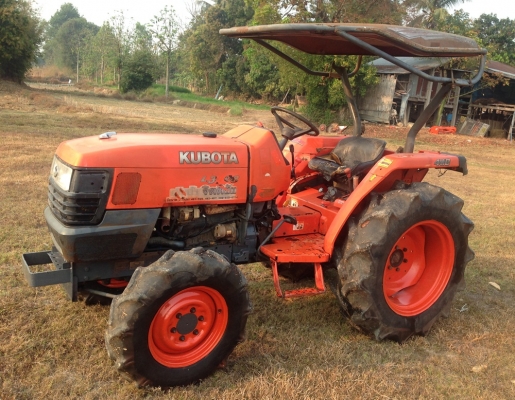 ขายถูกๆ 112,000บาท Kubota L3408DI สภาพเดิมๆ ตัวเปล่า 2950ชม.พร้อมเล่มทะเบียน