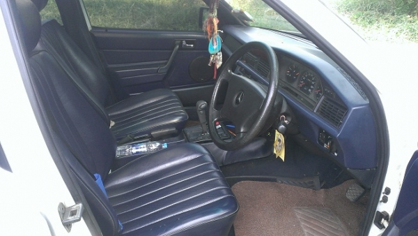 ขาย BENZ 190 E แรงๆ จบๆ ในราคาที่จับต้องได้ ขาย BENZ 190 E แรงๆ จบๆ ในราคาที่จับต้องได้