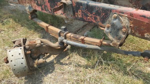 ขาย คัสซี ISUZU จัมโบ้ ไม่มีเลขคัสซี ไม่มีเล่มทะเบียน มีแค่คานหน้า กับเฟืองท้าย 240 ราคาคุยกันได้ครับ