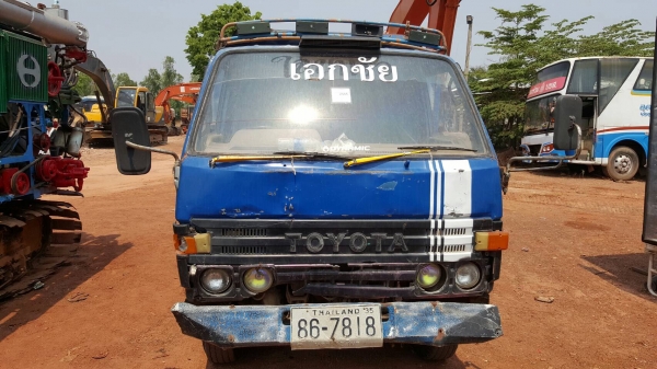 ขาย 6 ล้อดั้ม TOYOTA BU87 วางเครื่อง 4BB1 100 แรงม้า เอกสารเล่มทะเบียนครบ ราคาต่อรองได้ครับ