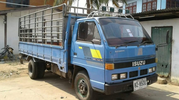 ขายรถ6ล้อ NKR110แรง รถสวยสภาพดี ยาว4.30เมตร เอกสารพร้อมโอน 090-8588220คุณนะ 093-3258446คุณบิว หรือเข้าดูสินค้าอื่นๆได้ที่ www.truck.in.th/498 หรือเพจFacebook ณรงค์ ซื้อขายรถมือสอง (เว็บไซต์ส่วนตัว) หรือFacebook คุณนะ รถบรรทุก