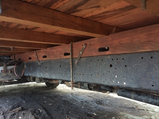 NQR140แรง. ปี48แท้ยางไหม่6เส้น 5.5ม NQR140แรง. ปี48แท้ยางไหม่6เส้น 5.5ม