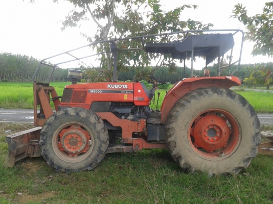 ขายรถไถ KUBOTA M9000 ใบมีดดันหน้า 7 จาน ราคา 450000 ขายรถไถ KUBOTA M9000 ใบมีดดันหน้า 7 จาน ราคา 450000