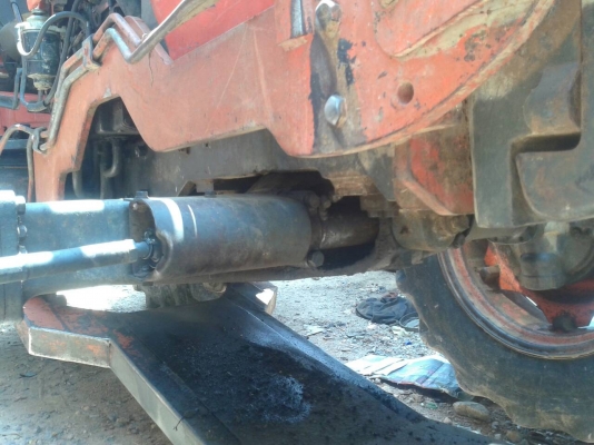 ขายรถไถ KUBOTA M9000 ใบมีดดันหน้า 7 จาน ราคา 450000 ขายรถไถ KUBOTA M9000 ใบมีดดันหน้า 7 จาน ราคา 450000