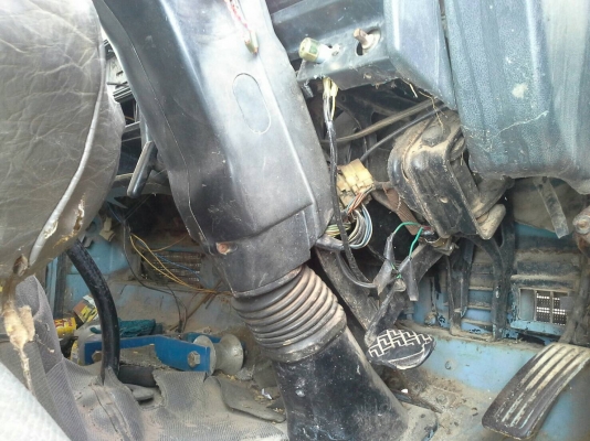 ISUZU NKR58L 110แรง ฝาดำ เกียร์สั้น หัวยกได้ เพาเวอร์