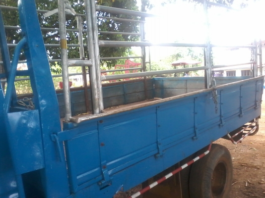 ขายรถหกล้อเล็กสภาพสวยพร้อมใช้งาน ขายรถหกล้อเล็กสภาพสวยพร้อมใช้งาน