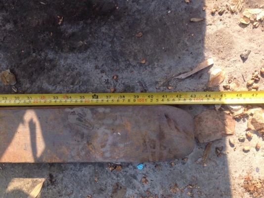 ขายงาโฟ็คลิฟ2ตันครึ่ง ยาว110ซ.ม สูง54ซ.ม กว้าง4นิ้ว ขาย 4000 บาท