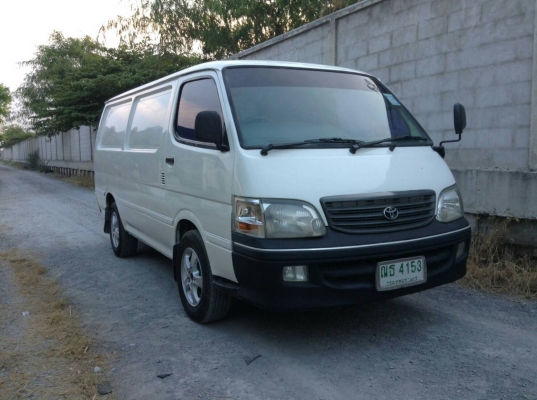 TOYOTA HIACE ปี2004 รถตู้บรรทุก เครื่องเดิมดีเซล3.0แน่น  เอาไว้ใช้งานคุ้ม
