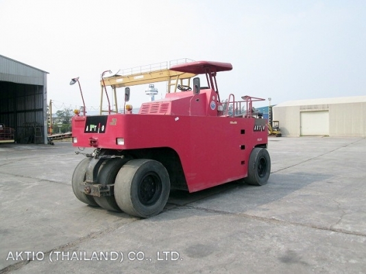 ขายรถบดล้อยาง 7 ล้อ นำเข้าจากญี่ปุ่น