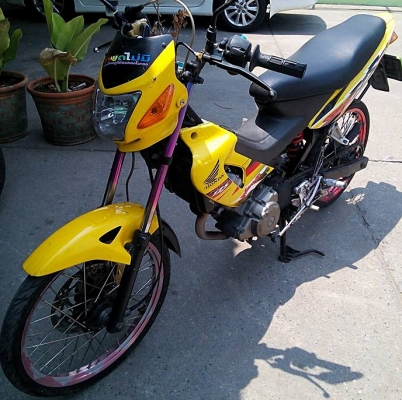 ขายได้ขาย Honda Sonic ตัวเก่า